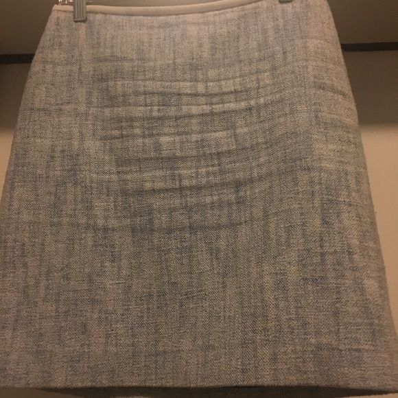 Wool skirt - Picture 2 of 2